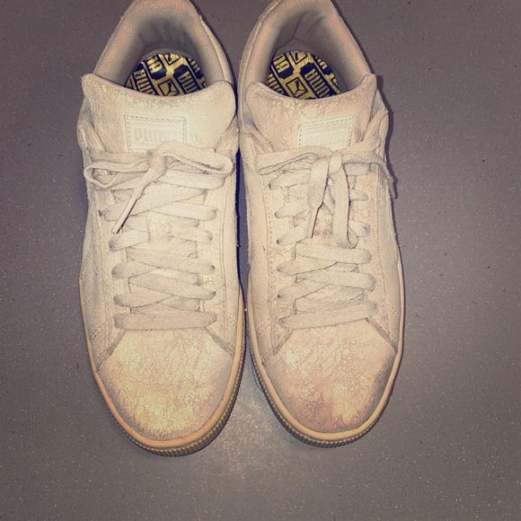 Rare Lace Pumas - Picture 2 of 4